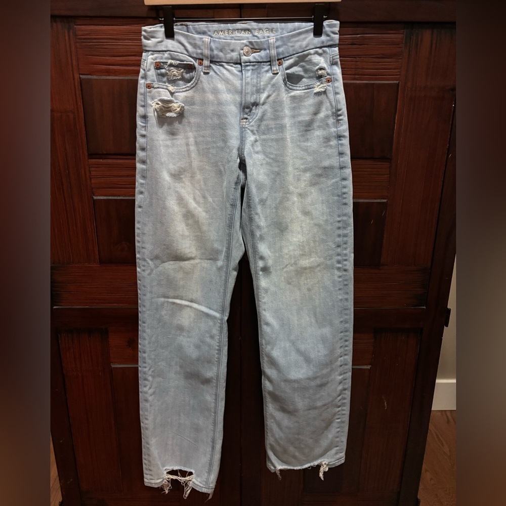 American Eagle Outfitters Light Blue Women's Straight Leg Jeans - Picture 3 of 10